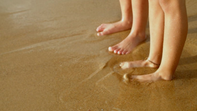 Bambini al mare in campeggio